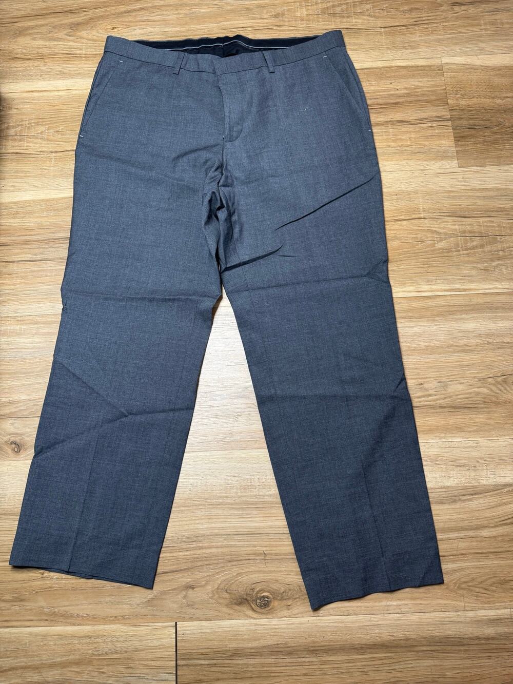 Hugo Boss Micro-Patterned Slim-Fit Trousers – 36W x 30L